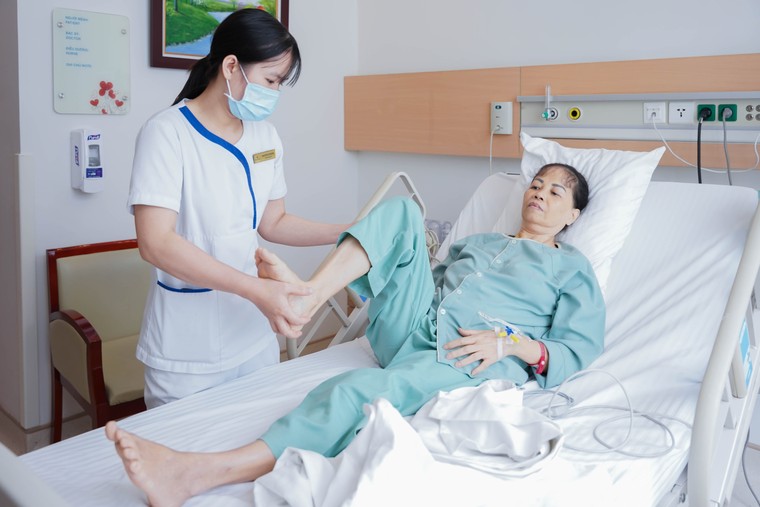 “5 phút vàng” hồi sinh bệnh nhân vỡ tim, 2 lần chết lâm sàng ảnh 2