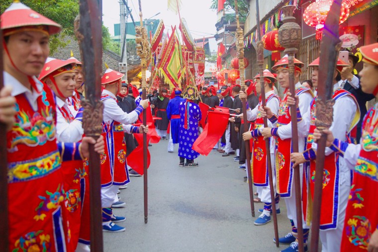 Yêu quê hương trong từng nghi thức tế lễ, rước kiệu ảnh 10