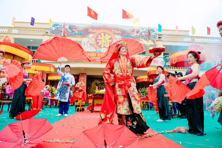 Yêu quê hương trong từng nghi thức tế lễ, rước kiệu ảnh 14