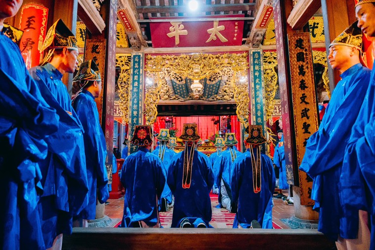 Yêu quê hương trong từng nghi thức tế lễ, rước kiệu ảnh 5