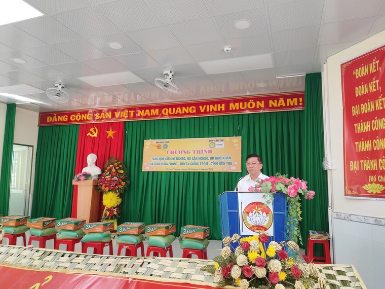 Mang chút “lửa ấm” đến hộ nghèo và trẻ em mồ côi tỉnh Bến Tre ảnh 1