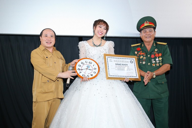 Nghệ sĩ Phi Thanh Vân: Sống an nhiên và sẵn sàng đón nhận nhiều sứ mệnh vì cộng đồng ảnh 5