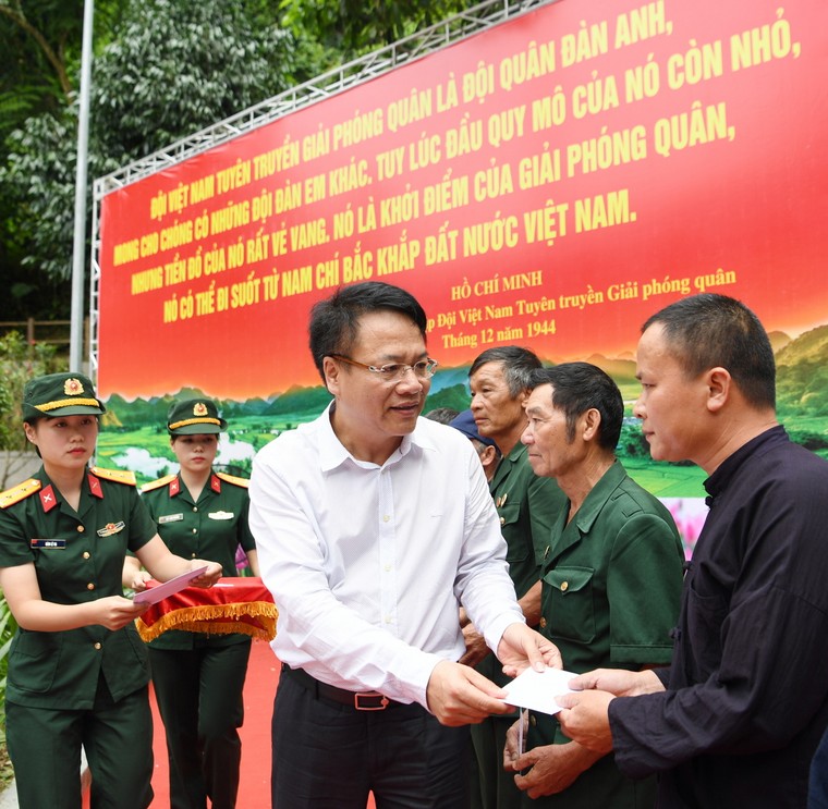 PV GAS tham gia chương trình tri ân “Về nơi khởi nguồn” ảnh 1