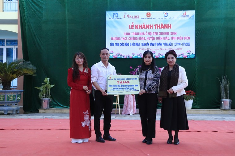 Báo Phụ nữ Thủ đô khánh thành Nhà nội trú cho học sinh dân tộc ở Điện Biên ảnh 2