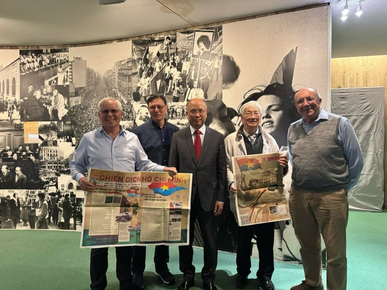 Chiến thắng 30/4 - Biểu tượng toàn cầu của khát vọng tự do và đoàn kết quốc tế ảnh 2