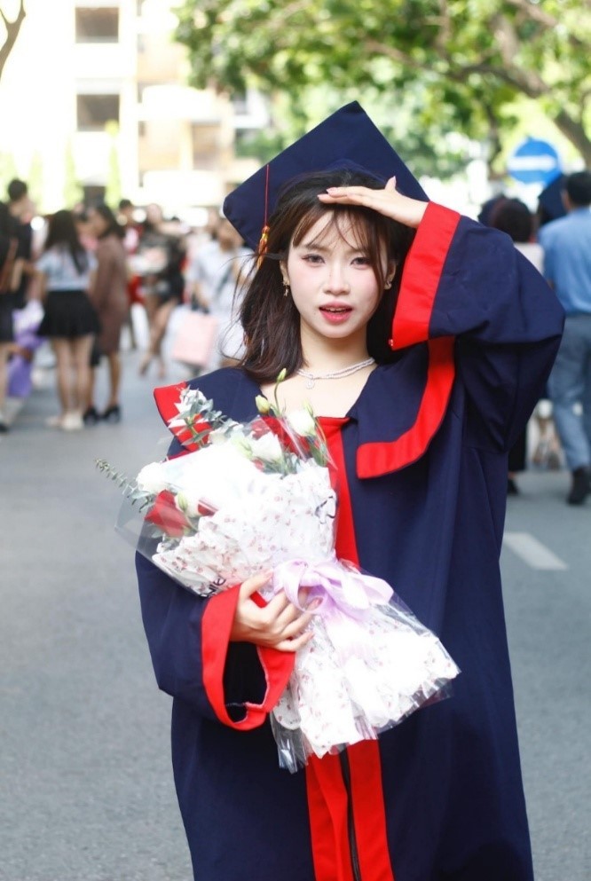 Cô gái tài năng Chu Trang Anh và hành trình sáng tạo nội dung với “Nhà tôi ba đời xem phim Hàn” ảnh 1