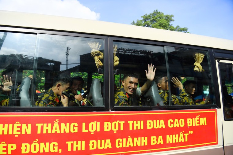 Hàng triệu trái tim hòa cùng nhịp đập tự hào Việt Nam ảnh 26