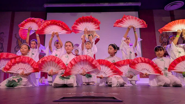 Tết Trung thu 2025 – Nhịp cầu gắn kết cộng đồng người Việt tại Pháp ảnh 7