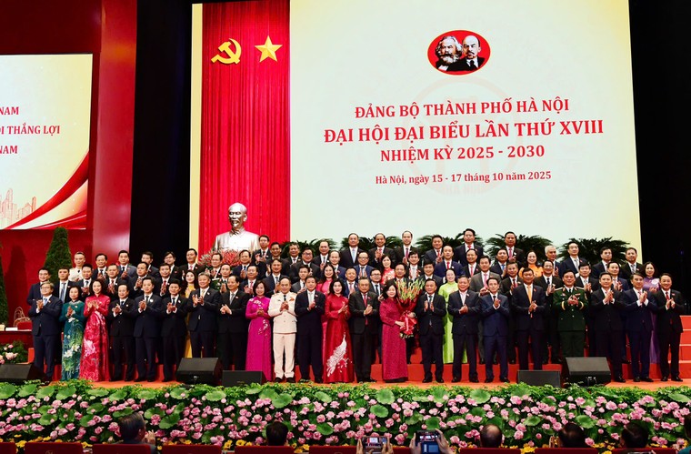 Bế mạc Đại hội Đại biểu Đảng bộ Thành phố Hà Nội khóa XVIII ảnh 2