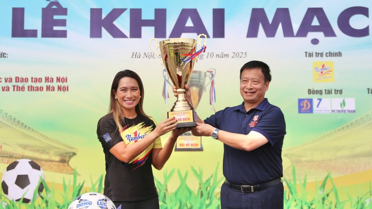 125 đội bóng tham gia "Giải bóng đá học sinh THPT Hà Nội - An ninh Thủ đô" lần thứ 24 ảnh 1