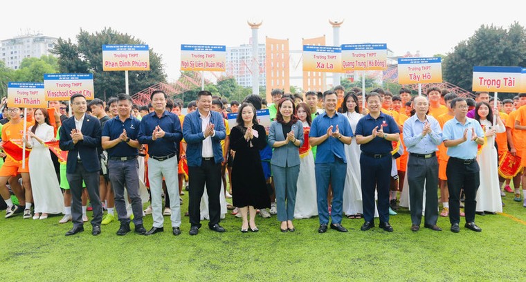 125 đội bóng tham gia "Giải bóng đá học sinh THPT Hà Nội - An ninh Thủ đô" lần thứ 24 ảnh 3