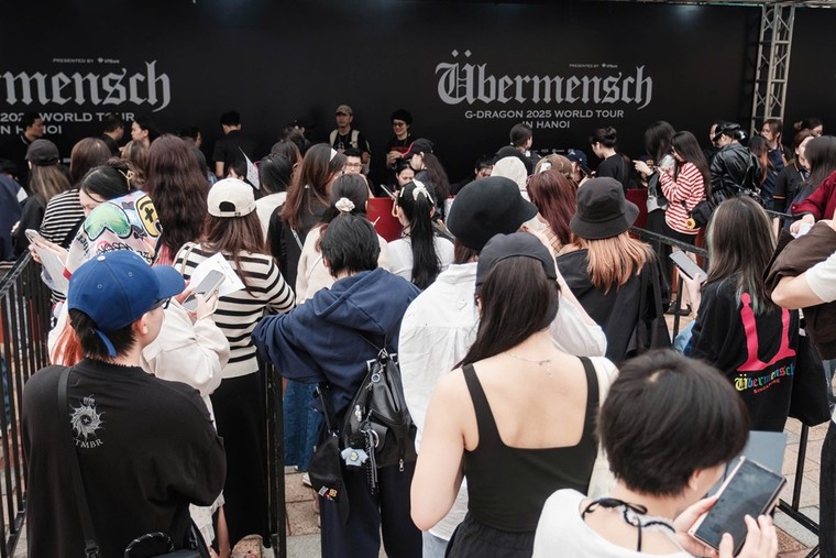 Ocean City "bùng nổ" trước giờ G: Fan Việt và quốc tế cuồng nhiệt đổ về, tạo nên trải nghiệm âm nhạc hiếm có ảnh 2