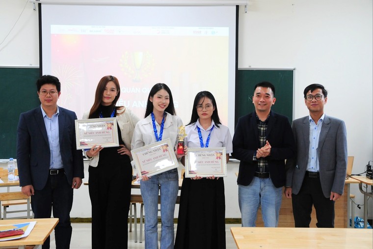 Sinh viên tranh biện về con đường hội nhập của Việt Nam tại chung kết Debate Horizon 2025 ảnh 3