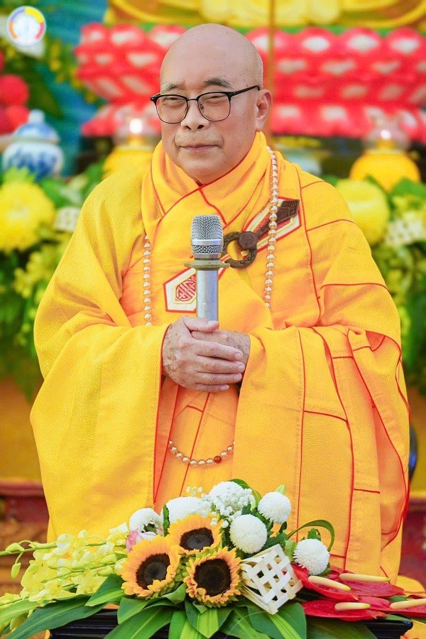 Hòa thượng Thích Thiện Tấn: Đưa đạo vào đời, hết mình với các hoạt động thiện nguyện ảnh 1