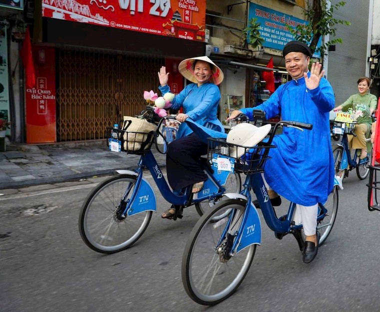 Trang phục truyền thống chỉ thực sự “trở lại” khi được hiểu đúng ảnh 4