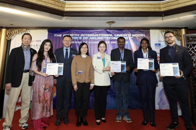 Đối thoại toàn cầu về đạo đức công nghệ thần kinh: Dấu ấn sinh viên gốc Việt tại Hội nghị Mô phỏng UNESCO ở Hong Kong ảnh 3