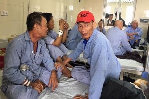 Người dân vây Bộ trưởng Y tế vì bức xúc bệnh viện K ảnh 1