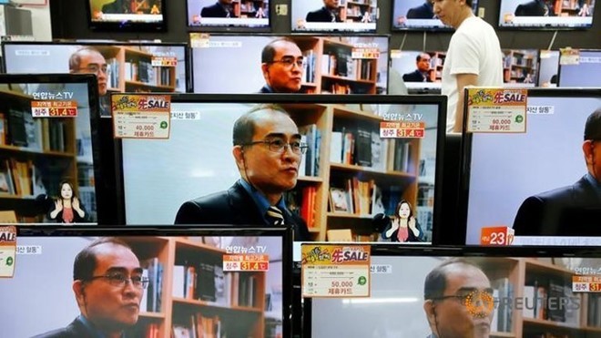 Phó đại sứ Triều Tiên đào tẩu thành ‘ngôi sao’ ở Hàn Quốc ảnh 1