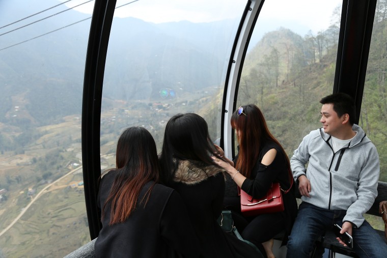 Du xuân, trẩy hội khèn, hoa tại Fansipan Legend ảnh 4