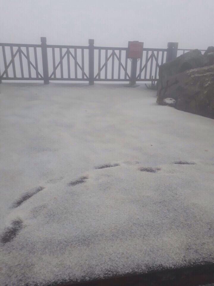 Sa Pa có mưa đá ảnh 4