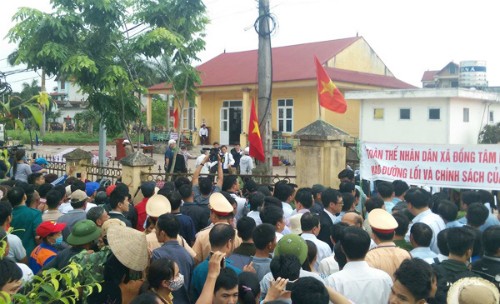 Thủ tướng yêu cầu không để xảy ra điểm nóng an ninh trật tự ảnh 1