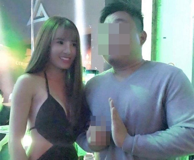 Thủy Tiên lên tiếng về việc em gái Công Vinh đi hát quán bar ảnh 1