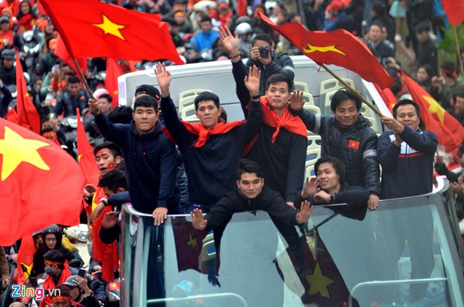 U23 Việt Nam báo công dâng Chủ tịch Hồ Chí Minh ảnh 2