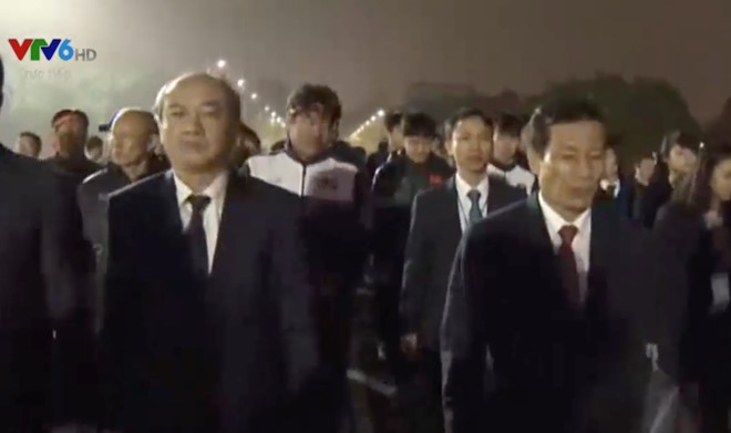 U23 Việt Nam báo công dâng Chủ tịch Hồ Chí Minh ảnh 1