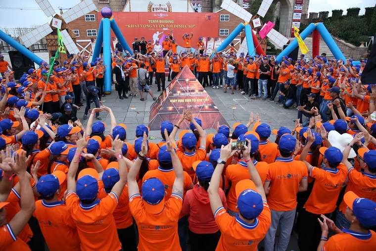 Nhà tuyển dụng 'giải bài toán' nhân sự thế hệ Y ảnh 1