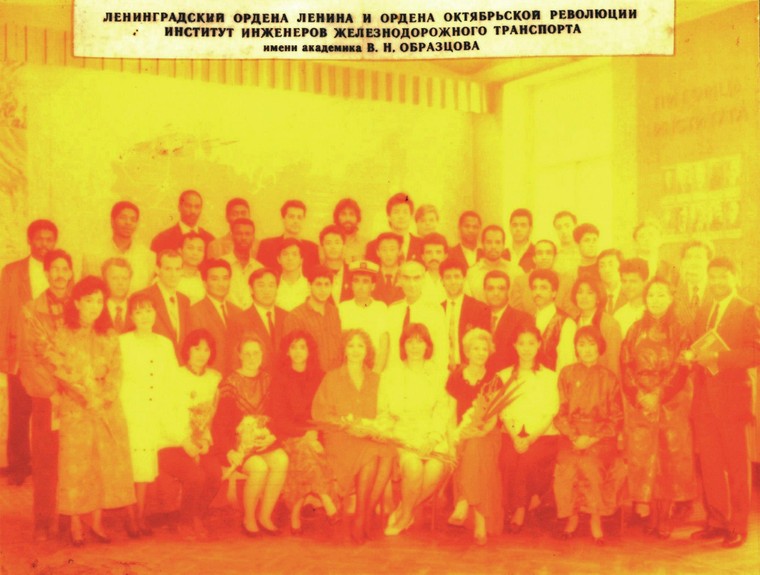 Màu sắc tấm bằng đại học - Màu của thời gian đi qua ảnh 5