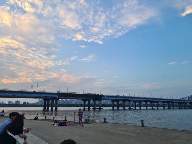 Văn hóa ăn mì sông Hàn của người Seoul ảnh 15