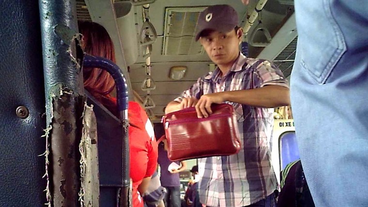 Cận cảnh trò lừa đảo của nhóm giang hồ dọc quốc lộ ảnh 9