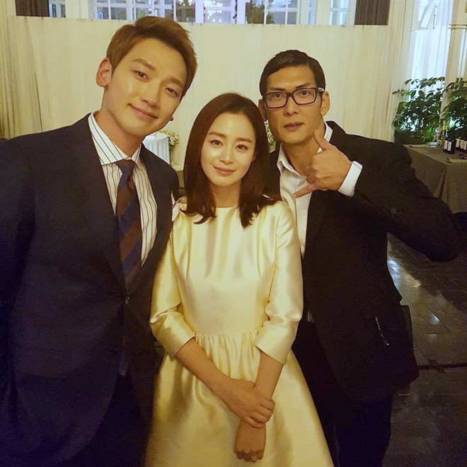 Kim Tae Hee - Bi Rain giàu có chỉ chi 1.100 USD cho lễ cưới ảnh 1