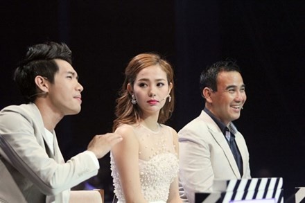 Trước Trấn Thành, diễn viên Thu Trang cũng bị đài Vĩnh Long cho rời sóng ảnh 1