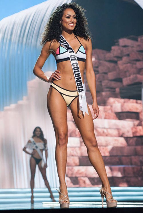 Nhà khoa học hạt nhân da màu đăng quang Hoa hậu Mỹ 2017 ảnh 1