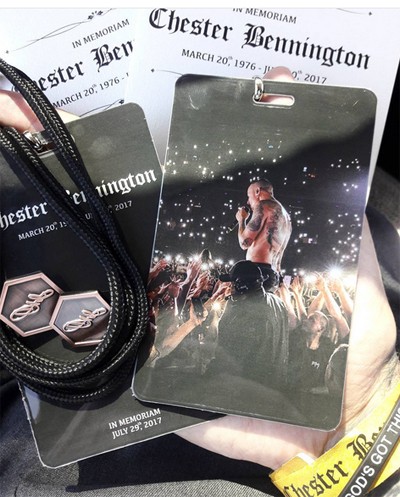 Tang lễ Chester Bennington được tổ chức như buổi diễn âm nhạc ảnh 1
