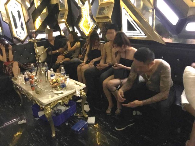 Vụ thác loạn trong quán karaoke: Hơn 80 người dương tính với ma túy ảnh 2