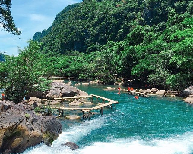 Có một “Cửu Trại Câu” đẹp mê hồn ngay tại Việt Nam ảnh 1