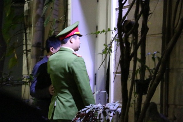 Cơ quan điều tra khám xét nhà riêng ông Đinh La Thăng ảnh 3