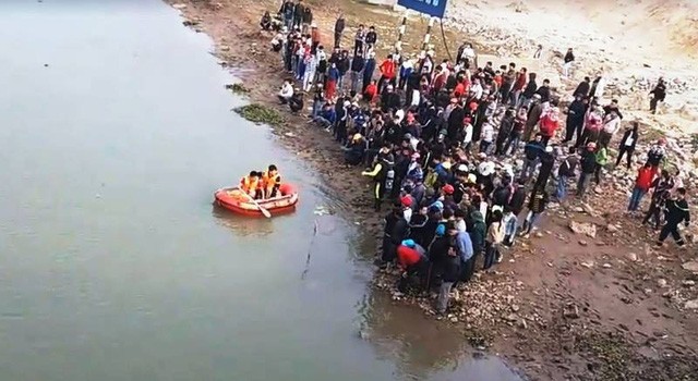 Thanh Hóa: Nam sinh đuối nước sau khi cứu 3 mẹ con ngã xuống sông ảnh 1