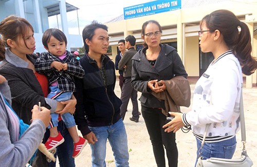 Đắk Lắk: Hơn 500 giáo viên kéo đến trụ sở Huyện do rơi vào cảnh 'thất nghiệp' ảnh 1