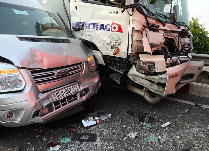 Hiểm họa khôn lường ẩn sau làn khói trên cao tốc Long Thành-Dầu Giây ảnh 2