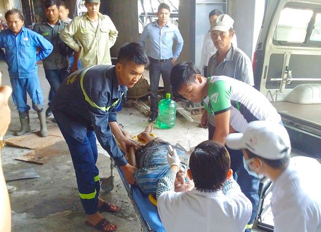 Đà Nẵng: Công an điều tra nguyên nhân vụ sập giàn giáo khiến 2 người bị thương ảnh 1