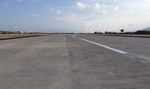 Vụ hạ cánh nhầm đường băng: Do lỗi quan sát của tổ lái máy bay ảnh 1