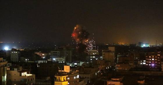 Israel không kích tên lửa vào các mục tiêu của Hamas tại Dải Gaza ảnh 2