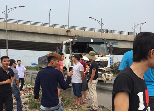 Tai nạn kinh hoàng trên cao tốc Hà Nội - Bắc Giang ảnh 1