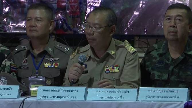 Toàn cảnh ngày thứ hai của cuộc giải cứu đội bóng trong hang Tham Luang ảnh 9