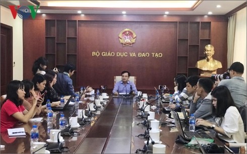 Bộ GD&ĐT: 'Không có vùng cấm khi xử lý các thí sinh gian lận điểm' ảnh 1
