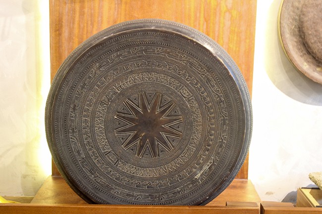 Lạc bước vào 'bảo tàng' nhạc cụ truyền thống giữa lòng Hà Nội ảnh 8