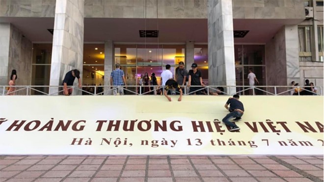Hủy bỏ chương trình 'Tôn vinh Nữ hoàng Thương hiệu Việt Nam 2019' ảnh 1